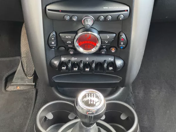 Mini Countryman 1,6 D 82 Kw - foto 20