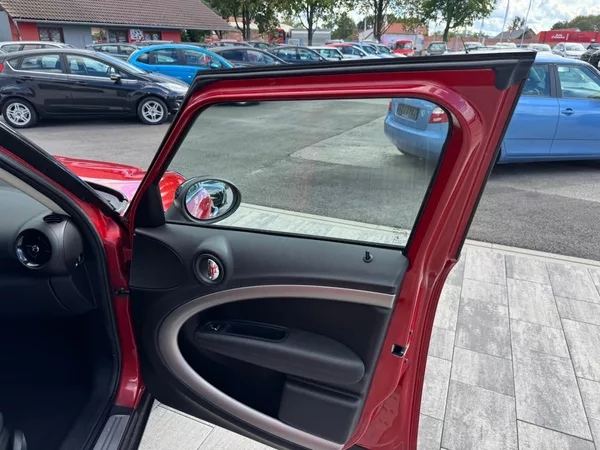 Mini Countryman 1,6 D 82 Kw - foto 24