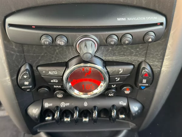 Mini Countryman 1,6 D 82 Kw - foto 28