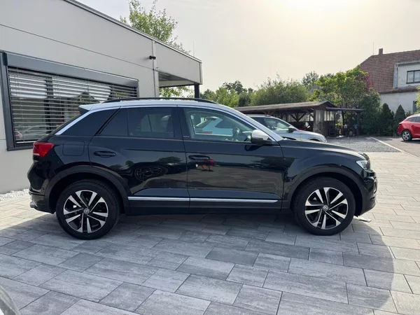 Volkswagen T-Roc IQ. DRIVE 1,5 TSI 110 KW - foto 6
