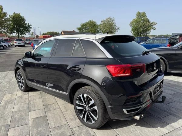 Volkswagen T-Roc IQ. DRIVE 1,5 TSI 110 KW - foto 9
