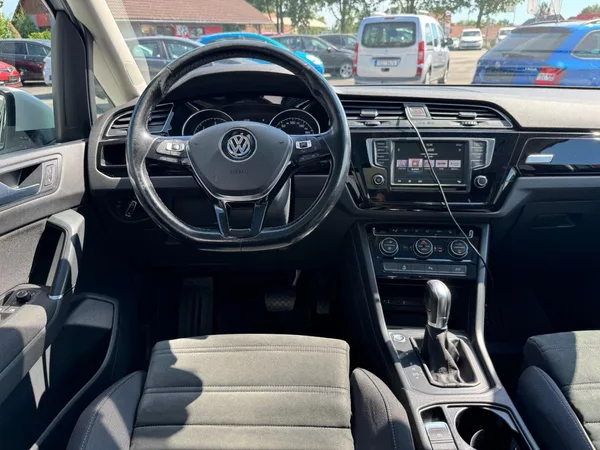 Volkswagen Touran Comfortline 2.0 TDI 110kW DSG - foto 19