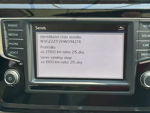 Volkswagen Touran Comfortline 2.0 TDI 110kW DSG - foto 23