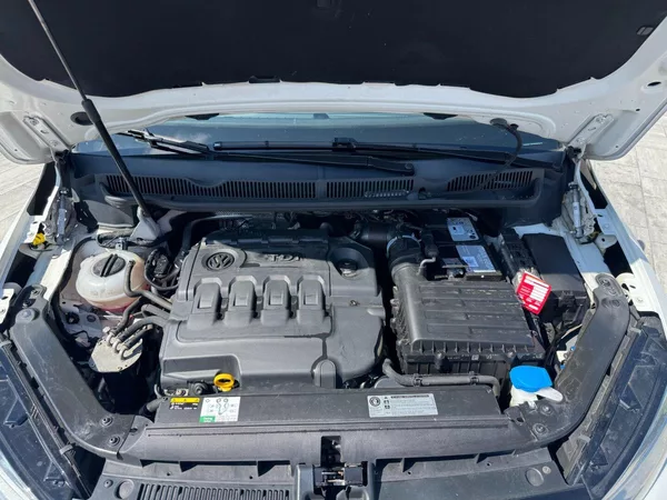 Volkswagen Touran Comfortline 2.0 TDI 110kW DSG - foto 32