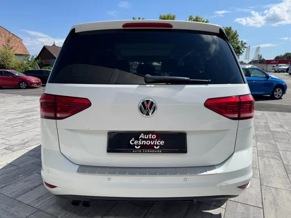 Volkswagen Touran Comfortline 2.0 TDI 110kW DSG - foto 6