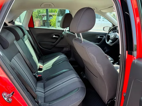 Volkswagen Polo 1.2 TSI MATCH 66kW - foto 23