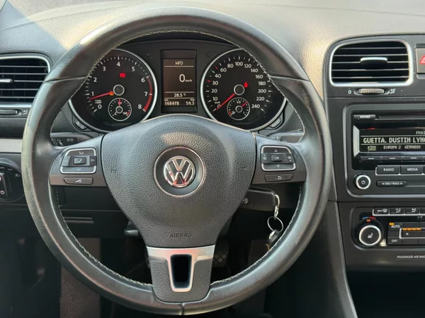 Volkswagen Golf MATCH 1.2 TSI 63kW - foto 17