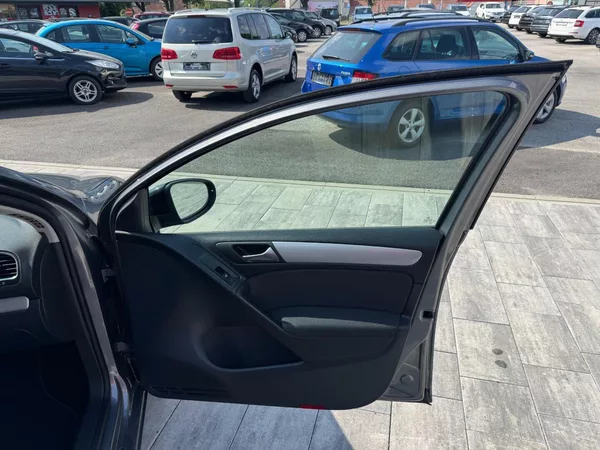 Volkswagen Golf MATCH 1.2 TSI 63kW - foto 26