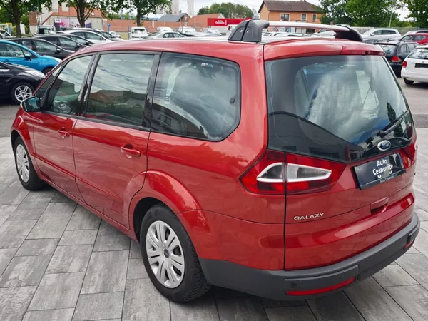 Ford Galaxy 2,0 TDCi 103 Kw Ghia 7 míst - foto 7