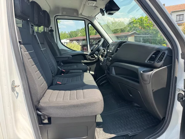 Iveco Daily 2,3 JTD 115 KW 35S16 - foto 17
