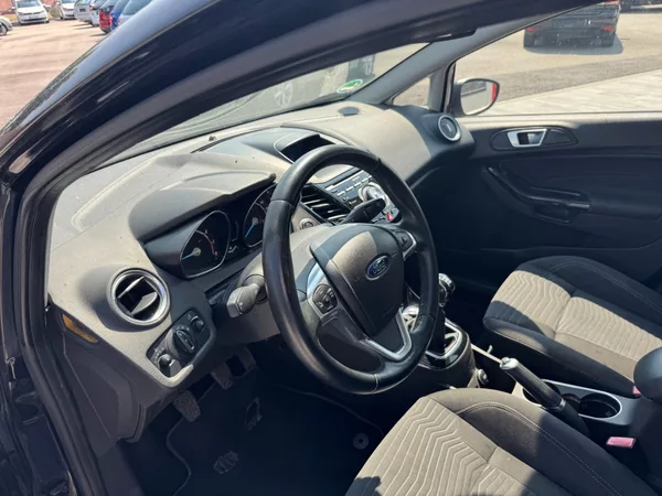 Ford Fiesta Titanium 1.0 EcoBoost 92kW - foto 11