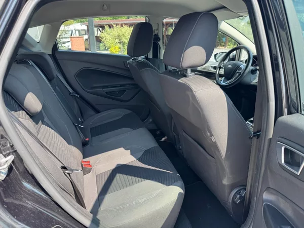Ford Fiesta Titanium 1.0 EcoBoost 92kW - foto 16