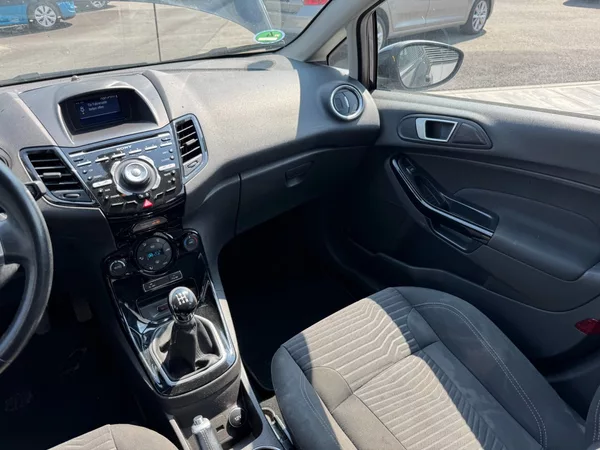 Ford Fiesta Titanium 1.0 EcoBoost 92kW - foto 23