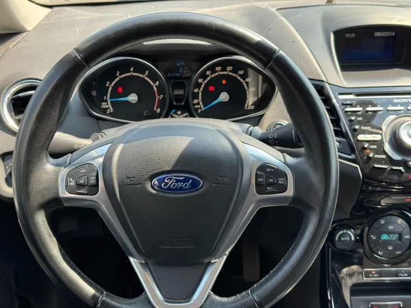 Ford Fiesta Titanium 1.0 EcoBoost 92kW - foto 24