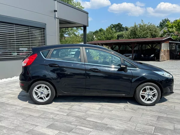 Ford Fiesta Titanium 1.0 EcoBoost 92kW - foto 4