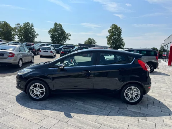 Ford Fiesta Titanium 1.0 EcoBoost 92kW - foto 8