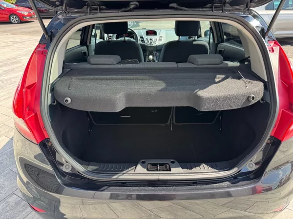 Ford Fiesta 1.25i 44kW - foto 21