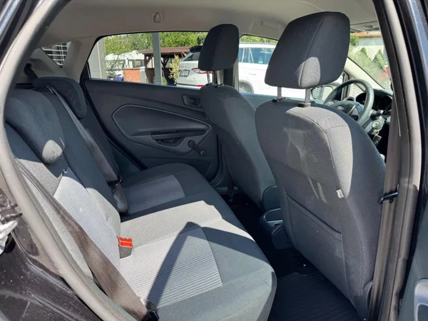 Ford Fiesta 1.25i 44kW - foto 25