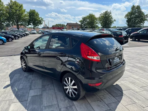 Ford Fiesta 1.25i 44kW - foto 7