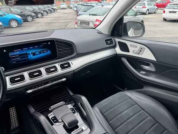 Mercedes-Benz GLE 350D AMG Line 4Matic - foto 15