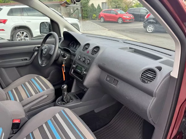 Volkswagen Caddy 4Motion 2.0TDI 81kW - foto 23