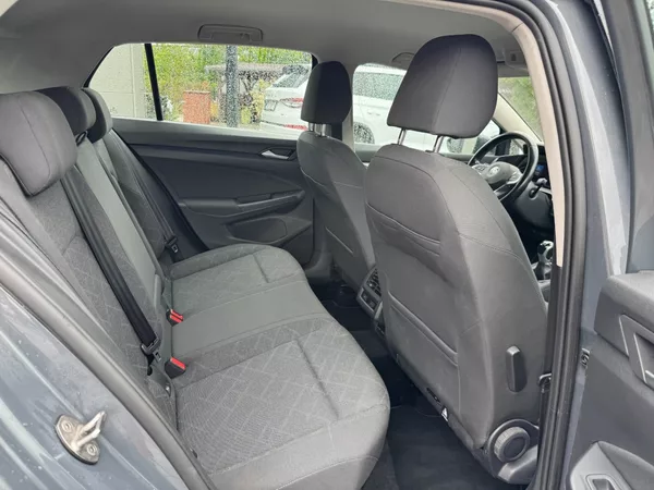 Volkswagen Golf Edition 1.5 TSI 96kW - foto 25