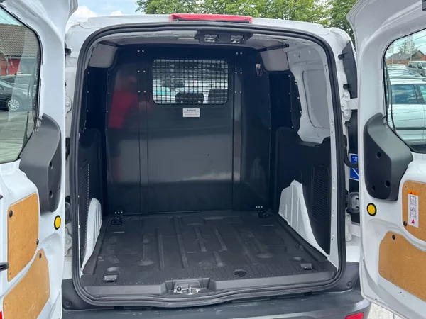 Ford Transit Connect 1,6 Tdci 70 Kw L2H1 5 Míst - foto 20