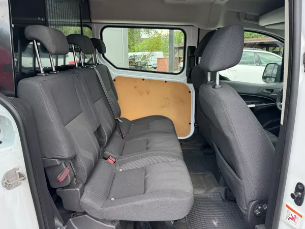 Ford Transit Connect 1,6 Tdci 70 Kw L2H1 5 Míst - foto 21