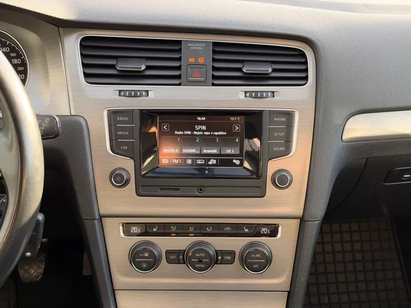 Volkswagen Golf Rabbit 1.2 TSI 63kW EA211 - foto 19