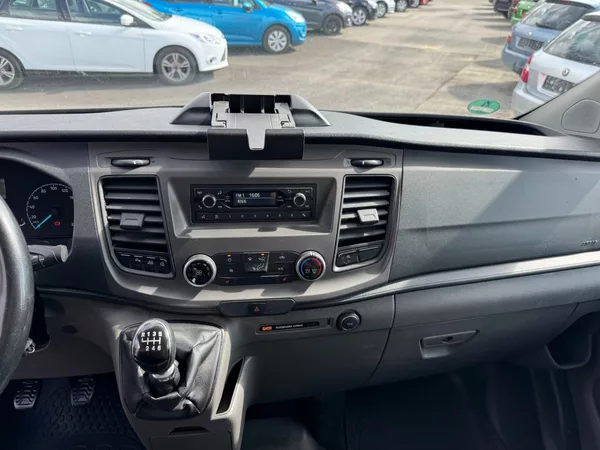 Ford Transit Custom 2,0 TDCi 96 KW L1H1 - foto 16