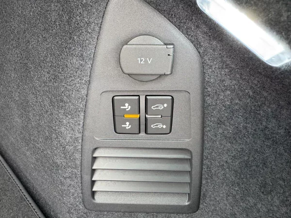 Volkswagen Touareg R-Line 3.0 TDI 4Motion 210kW - foto 31