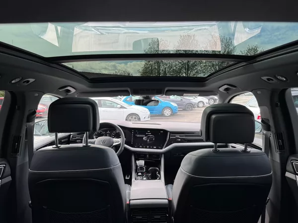 Volkswagen Touareg R-Line 3.0 TDI 4Motion 210kW - foto 33