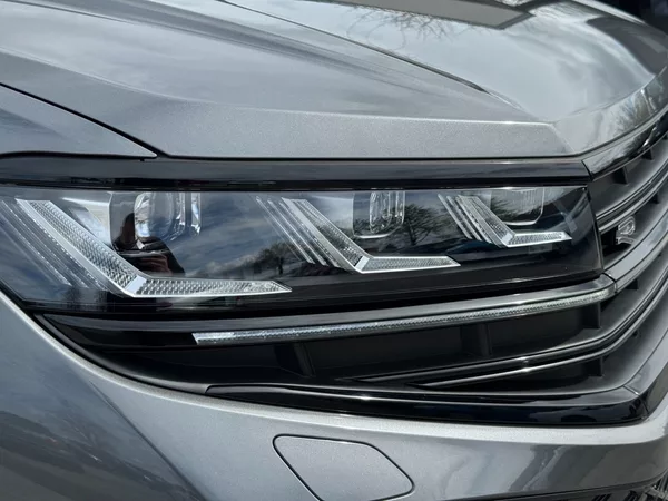 Volkswagen Touareg R-Line 3.0 TDI 4Motion 210kW - foto 45