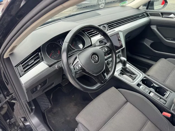 Volkswagen Passat 2,0 TDI 110 KW DSG Comfortline - foto 11