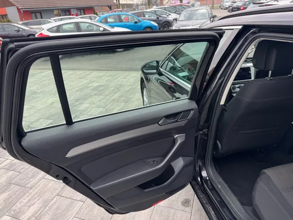 Volkswagen Passat 2,0 TDI 110 KW DSG Comfortline - foto 12
