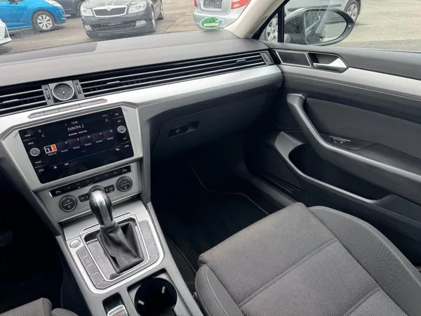 Volkswagen Passat 2,0 TDI 110 KW DSG Comfortline - foto 15