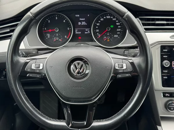 Volkswagen Passat 2,0 TDI 110 KW DSG Comfortline - foto 16