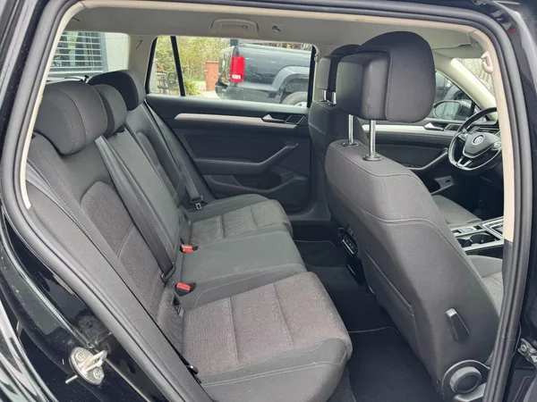 Volkswagen Passat 2,0 TDI 110 KW DSG Comfortline - foto 23