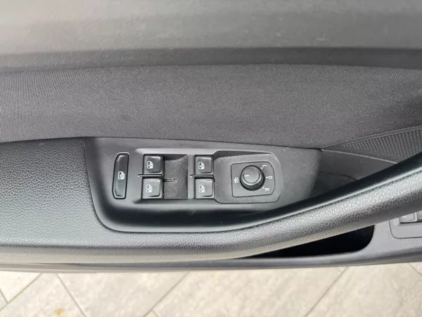 Volkswagen Passat 2,0 TDI 110 KW DSG Comfortline - foto 27