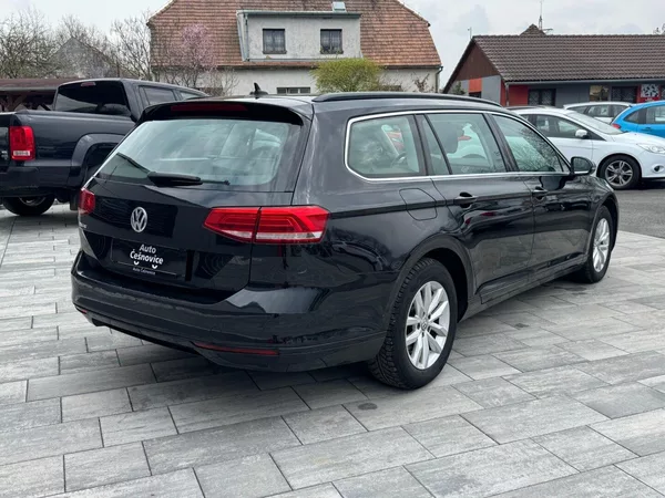 Volkswagen Passat 2,0 TDI 110 KW DSG Comfortline - foto 5