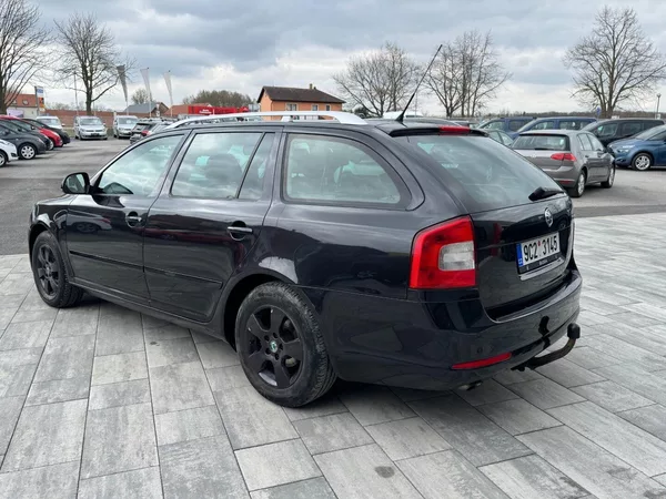 Škoda Octavia 1.6 TDI 77kW - foto 7