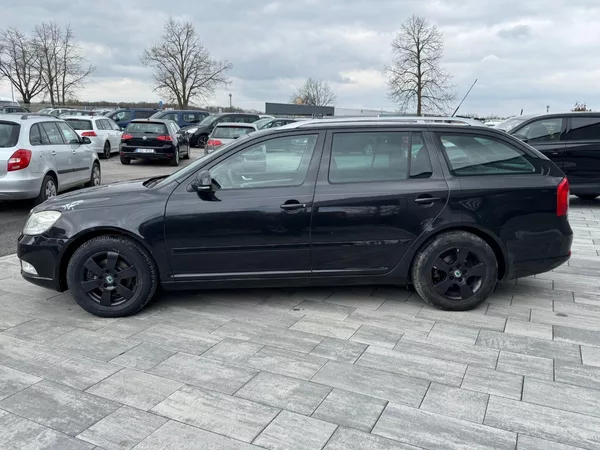 Škoda Octavia 1.6 TDI 77kW - foto 8