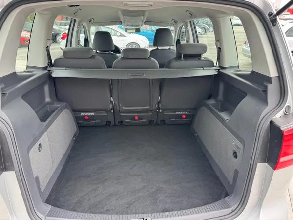 Volkswagen Touran Trendline 1.6 TDI 77kW - foto 21