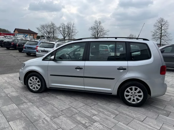 Volkswagen Touran Trendline 1.6 TDI 77kW - foto 8