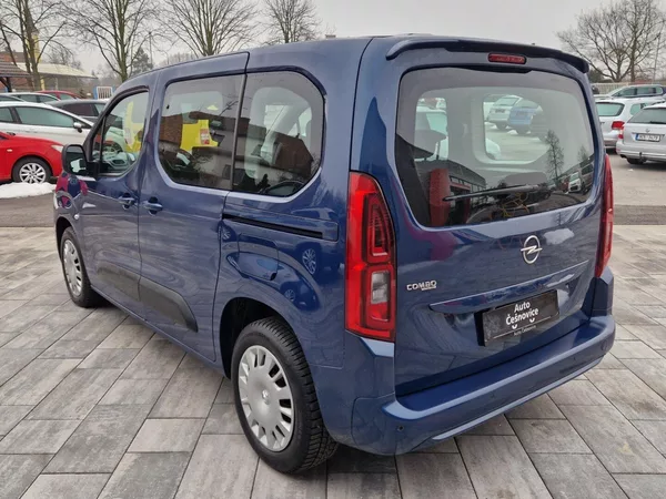 Opel Combo LIFE 1,5 CDTi - foto 7