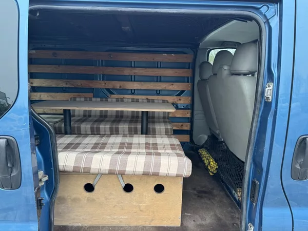 Opel Vivaro 2.0 TDCi 66kW Klima - foto 14