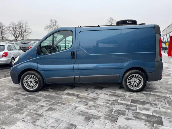Opel Vivaro 2.0 TDCi 66kW Klima - foto 8