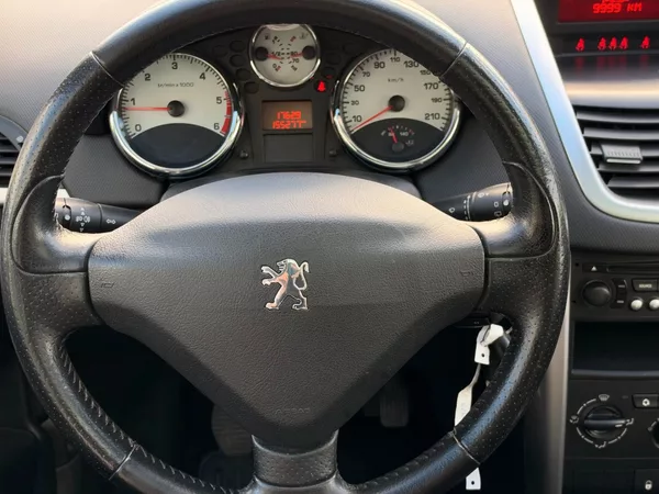 Peugeot 207 SW 1.6HDi 66kW - foto 16