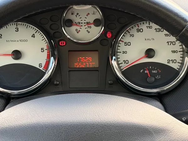 Peugeot 207 SW 1.6HDi 66kW - foto 17