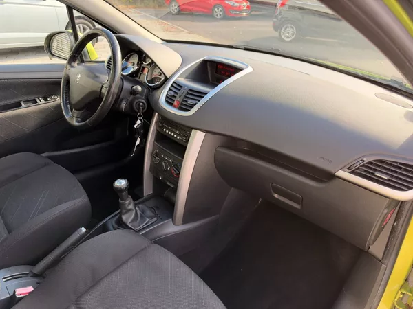 Peugeot 207 SW 1.6HDi 66kW - foto 28